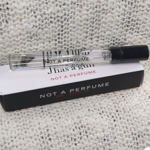 Juliette has a gun NOT A PERFUME Travel Spray, 5ml/0.17fl oz